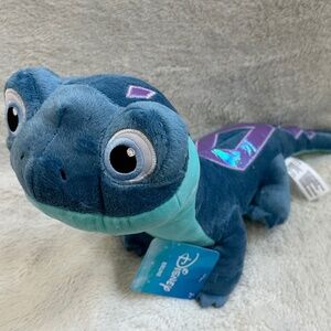 New Disney Bruni Plush Frozen 2 Blue Salamander Stuffed Animal (17" L x 10" T)